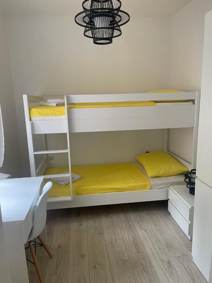 Apartments Lovro Lovran Eksteriør bilde