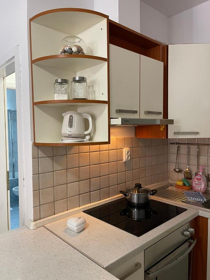 Apartments Lovro Lovran Eksteriør bilde